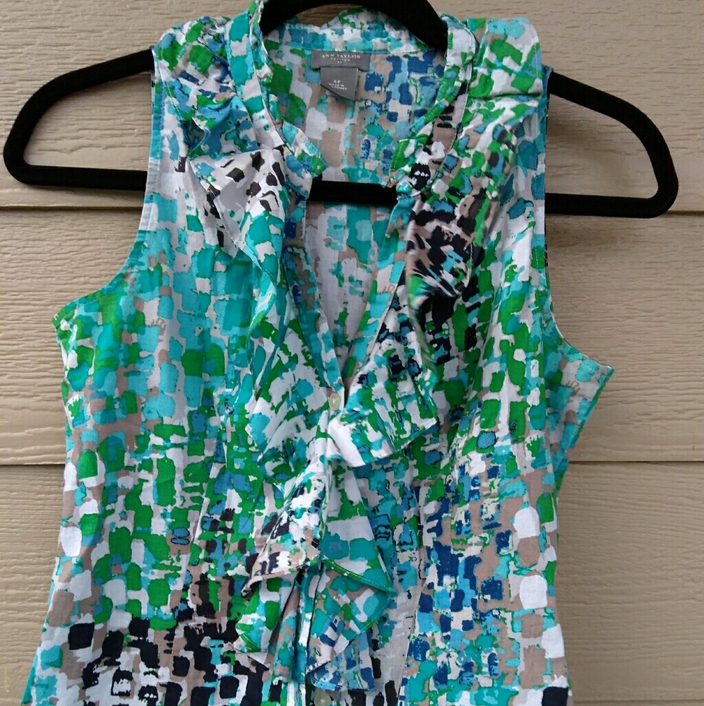Ann Taylor Petite Button Front Tank